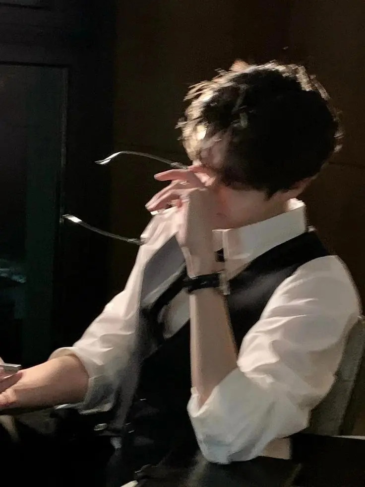 Aesthetic Sad PFP